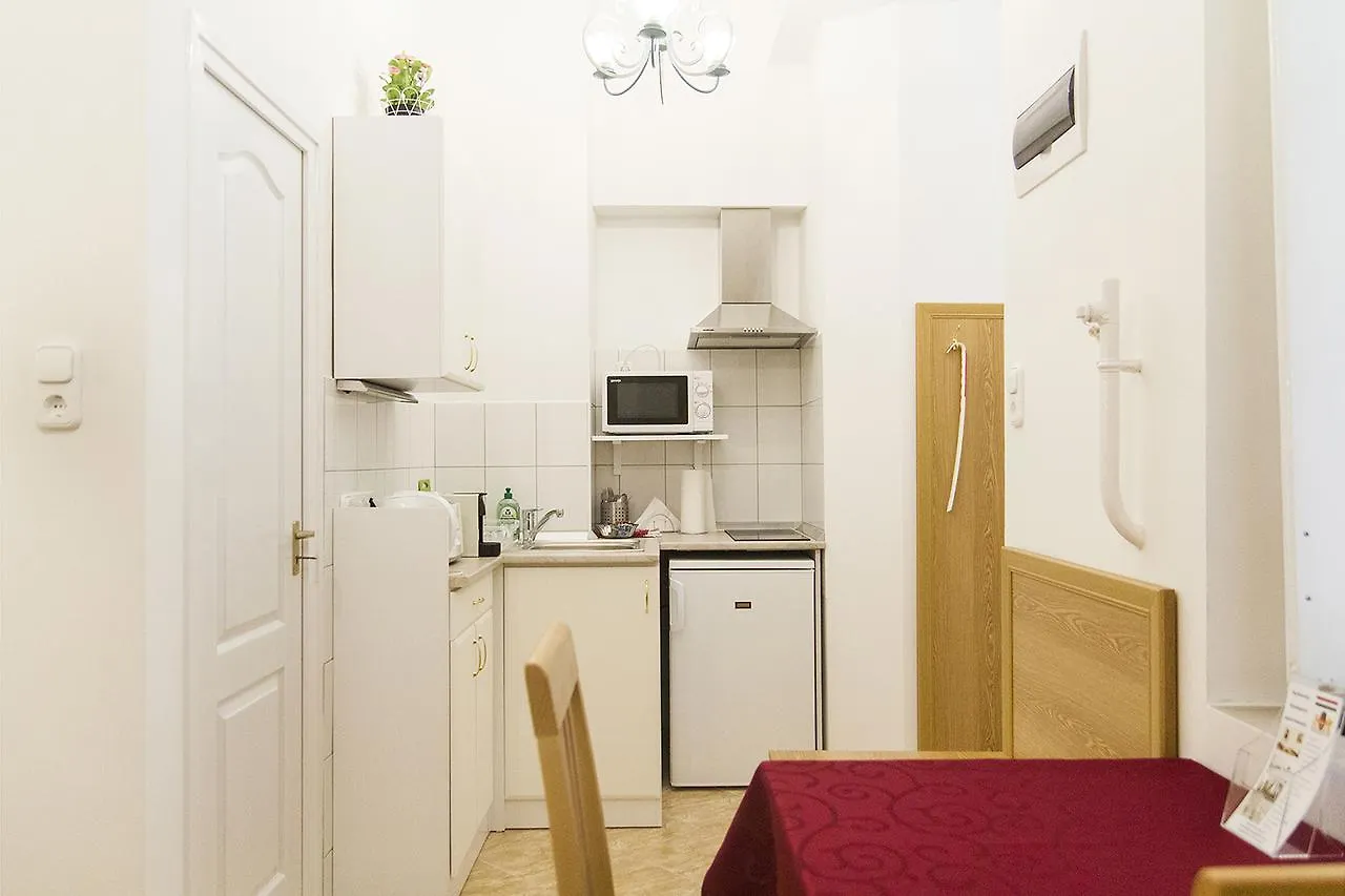 Authentic Akacfa Apartment Budapest