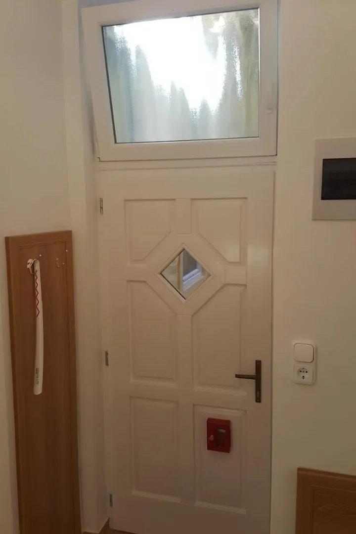 Authentic Akacfa Apartment Budapest