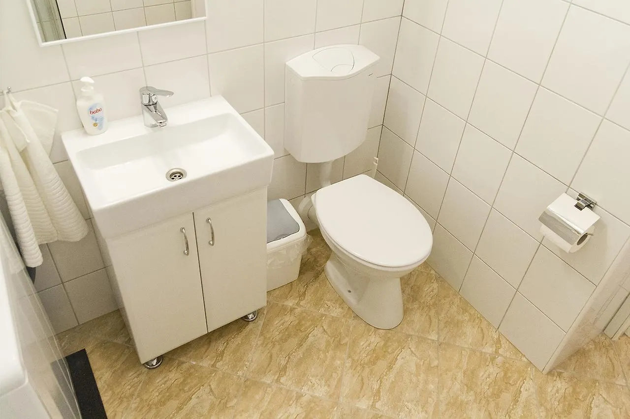 Authentic Akacfa Apartment Budapest 0*,